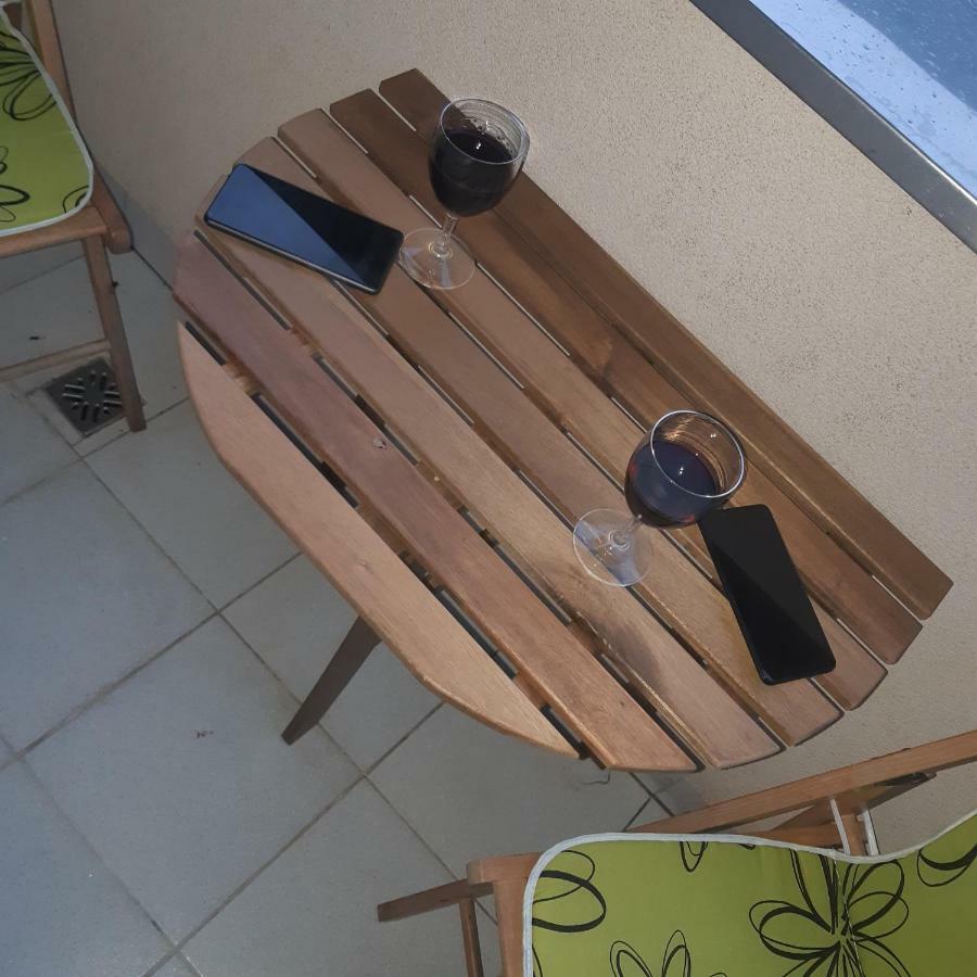 זאגרב Apartment With Garage Lavici מראה חיצוני תמונה